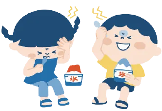 かき氷を食べる子どもたち